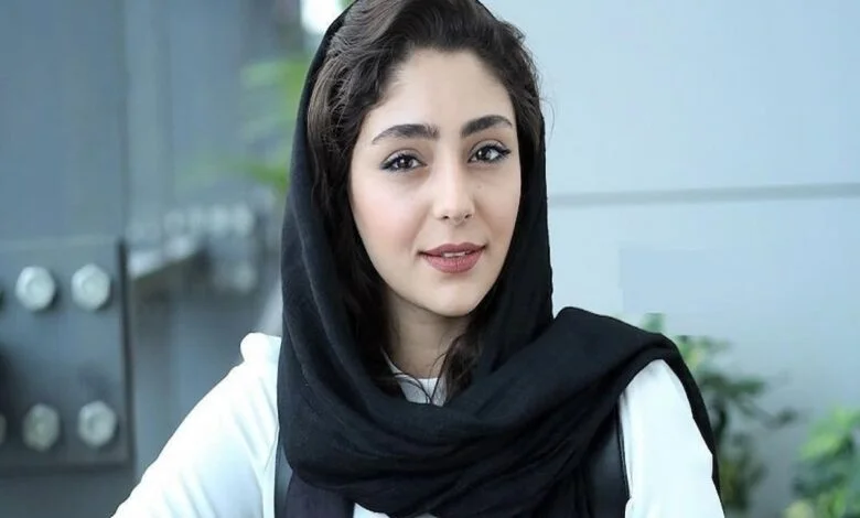 بیوگرافی هستی مهدوی فر