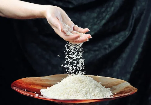راه های رفع بوی سوختگی برنج