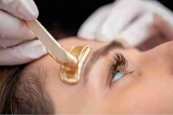 چرا وکس صورت باعث شل شدن پوست میشود